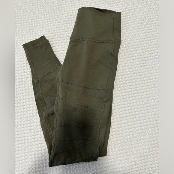 Lululemon Wonder Under High Rise 25’’ Leggings Size 6 - Green w/ mesh stripes - Picture 2 of 5